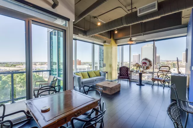 MLS: 5986613 Condo For Sale