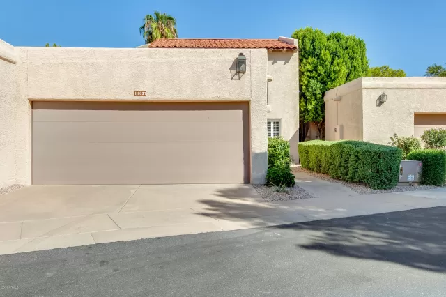 MLS: 5987542 Condo For Sale