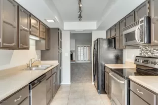 Photo #1: 5987542 Listing 