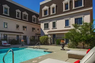 Photo #2: 5987871 Listing 