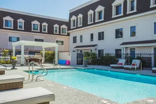 Photo #5: 5987871 Listing 