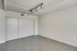 Photo #3: 5988029 Listing