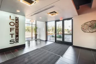 Photo #5: 5988029 Listing