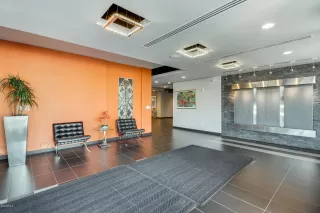 Photo #6: 5988029 Listing