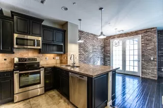 Photo #4: 5988031 Listing