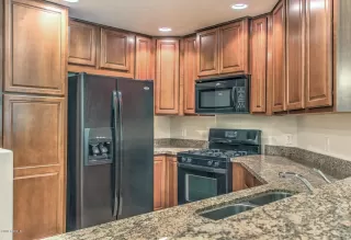 Photo #4: 5988342 Listing