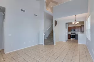 Photo #3: 5988884 Listing