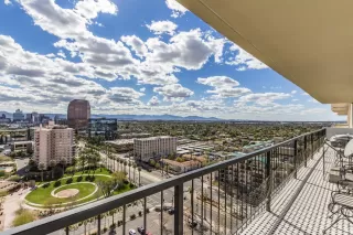 Photo #3: 5988908 Listing 