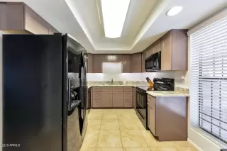 Photo #5: 5989283 Listing