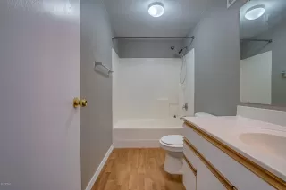 Photo #6: 5989594 Listing