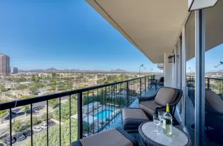 Photo #6: 5989697 Listing