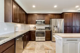 Photo #1: 5989828 Listing