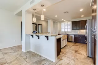 Photo #2: 5989828 Listing