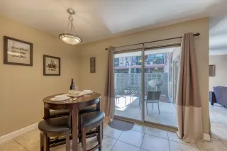 Photo #3: 5989941 Listing