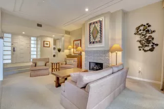 Photo #3: 5990593 Listing 