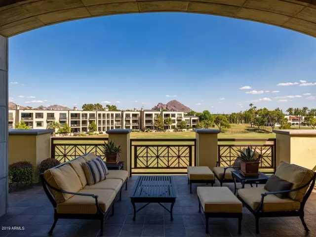 MLS: 5991155 Condo For Sale