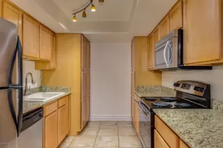 Photo #6: 5991408 Listing