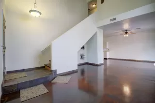 Photo #3: 5991746 Listing 