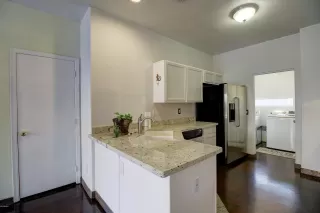 Photo #6: 5991746 Listing 