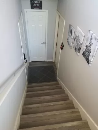 Photo #4: 5991923 Listing