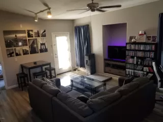 Photo #6: 5991923 Listing