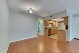 Photo #5: 5992023 Listing