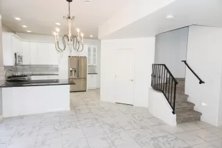 Photo #2: 5992042 Listing 