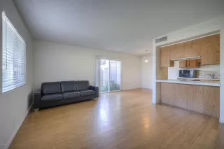 Photo #2: 5992062 Listing