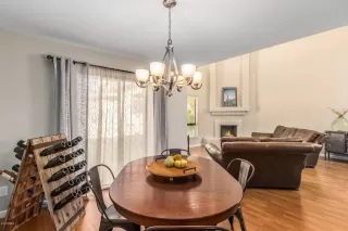 Photo #4: 5992272 Listing