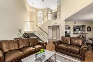 Photo #5: 5992272 Listing