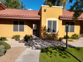 Photo #6: 5992567 Listing