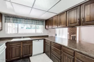 Photo #2: 5993279 Listing