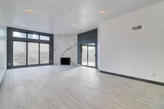 Photo #4: 5993793 Listing 