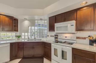 Photo #3: 5993839 Listing 