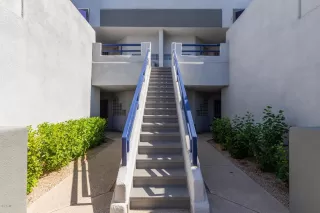 Photo #6: 5993839 Listing 