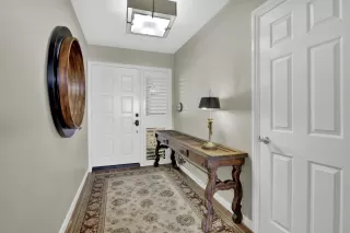 Photo #2: 5994518 Listing