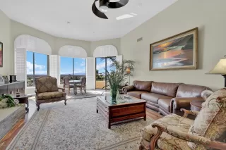 Photo #3: 5994518 Listing