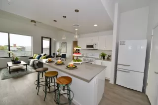 Photo #1: 5994792 Listing 