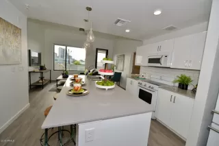 Photo #3: 5994792 Listing 