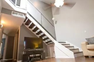 Photo #3: 5994946 Listing