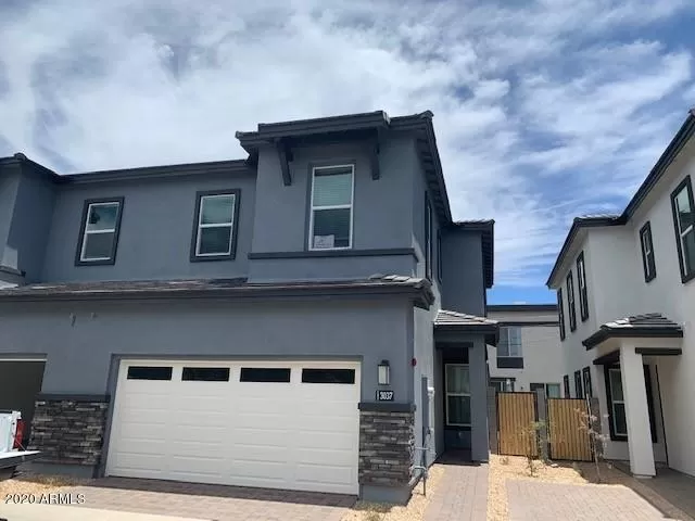 MLS: 5995638 Condo For Sale