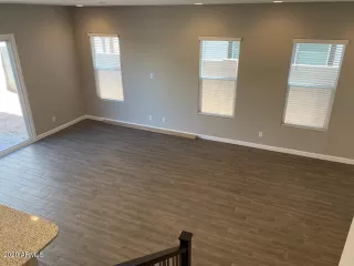 Photo #5: 5995638 Listing