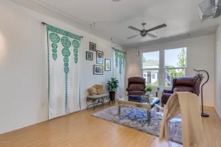 Photo #2: 5996505 Listing