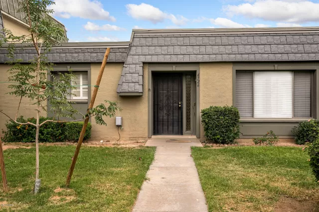 MLS: 5996525 Condo For Sale