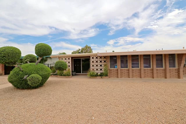 MLS: 5996818 Condo For Sale