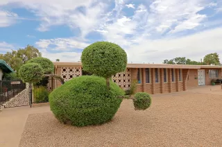 Photo #2: 5996818 Listing