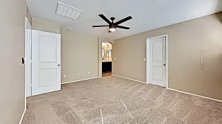 Photo #5: 5996951 Listing 