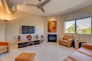 Photo #5: 5997060 Listing 