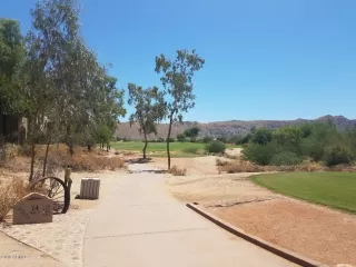 Photo #6: 5997283 Listing