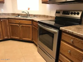 Photo #5: 5997412 Listing